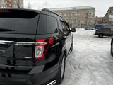 Ford Explorer 2013 года за 11 200 000 тг. в Петропавловск – фото 2