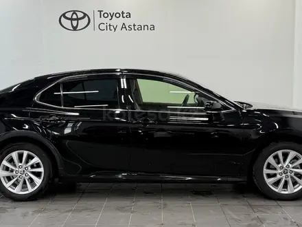 Toyota Camry Prestige 2023 года за 15 800 000 тг. в Астана – фото 18