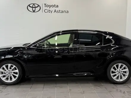 Toyota Camry Prestige 2023 года за 15 800 000 тг. в Астана – фото 3