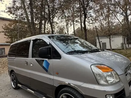 Hyundai Starex 2004 года за 4 300 000 тг. в Шымкент – фото 2