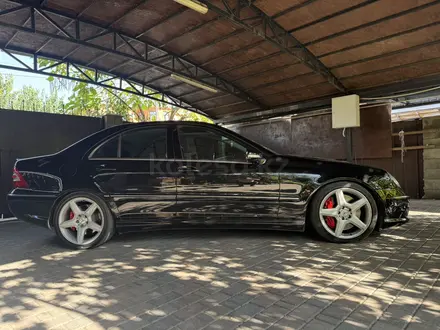 Mercedes-Benz C 55 AMG 2004 года за 19 000 000 тг. в Алматы – фото 14