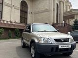 Honda CR-V 1997 годаfor2 700 000 тг. в Алматы – фото 3