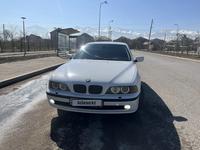 BMW 528 1997 года за 3 500 000 тг. в Алматы