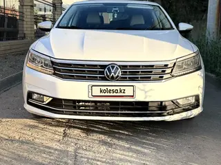 Volkswagen Passat, 2017