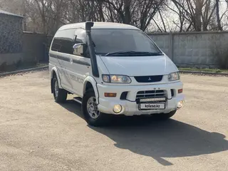 Mitsubishi Delica