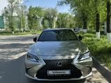 Lexus ES 350 2019 годаүшін27 000 000 тг. в Алматы – фото 2