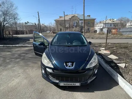 Peugeot 308 2011 года за 2 500 000 тг. в Караганда