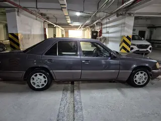 Mercedes-Benz E 280
