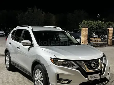 Nissan Rogue 2017 года за 7 200 000 тг. в Уральск