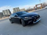 Lexus ES 300h 2017 года за 12 500 000 тг. в Актау