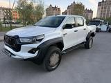 Toyota Hilux 2025 годаүшін31 000 000 тг. в Астана