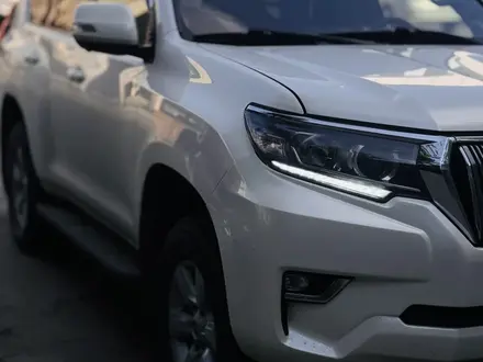 Toyota Land Cruiser Prado 2020 года за 25 000 000 тг. в Актобе – фото 2