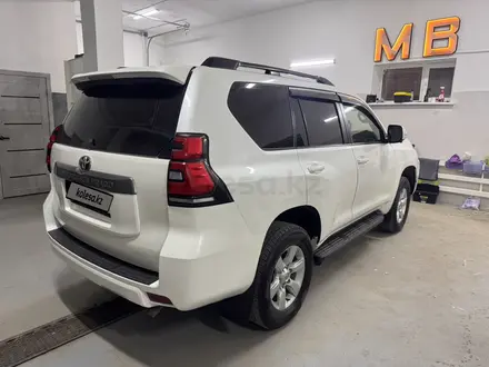 Toyota Land Cruiser Prado 2020 года за 25 000 000 тг. в Актобе – фото 13