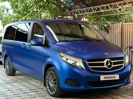 Mercedes-Benz V 250 2018 года за 30 000 000 тг. в Алматы – фото 23