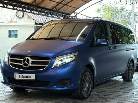 Mercedes-Benz V 250 2018 года за 30 000 000 тг. в Алматы – фото 22