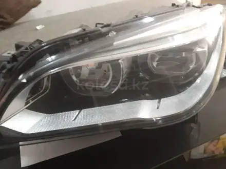 Левая LED фара на BMW 7 в кузове f01 за 350 000 тг. в Алматы
