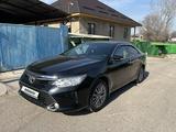 Toyota Camry 2017 года за 12 800 000 тг. в Алматы