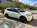 Toyota RAV4 2019 года за 13 500 000 тг. в Актау – фото 2