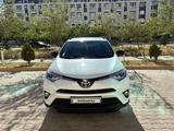 Toyota RAV4 2019 годаүшін13 500 000 тг. в Актау