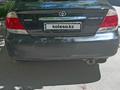 Toyota Camry 2003 года за 3 900 000 тг. в Атырау – фото 3