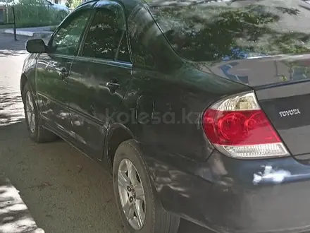 Toyota Camry 2003 года за 3 900 000 тг. в Атырау – фото 4