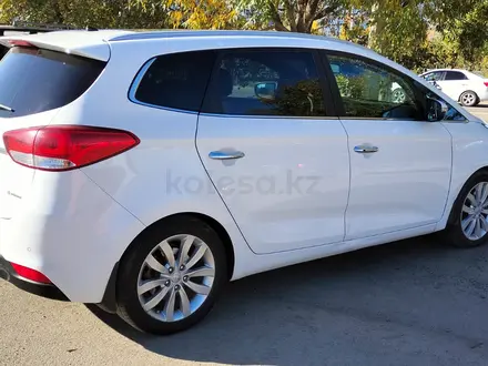 Kia Carens 2014 года за 7 500 000 тг. в Кокшетау – фото 3