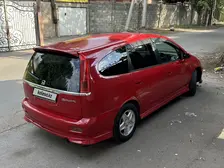 Honda Stream, 2001