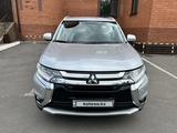 Mitsubishi Outlander 2017 года за 10 000 000 тг. в Петропавловск – фото 2