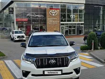 Toyota Land Cruiser Prado 2021 года за 37 500 000 тг. в Астана