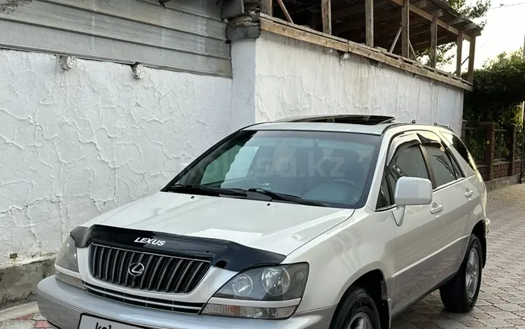 Lexus RX 300 1999 годаfor4 600 000 тг. в Алматы