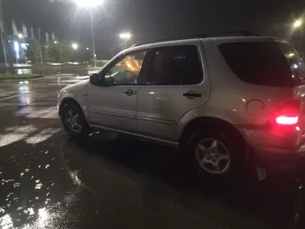 Mercedes-Benz ML 320 1999 года за 3 200 000 тг. в Тараз – фото 5