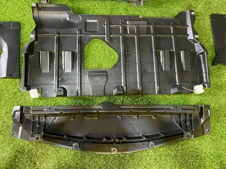 Защита пыльник кожух двигателя mazda 3 BL за 35 000 тг. в Караганда