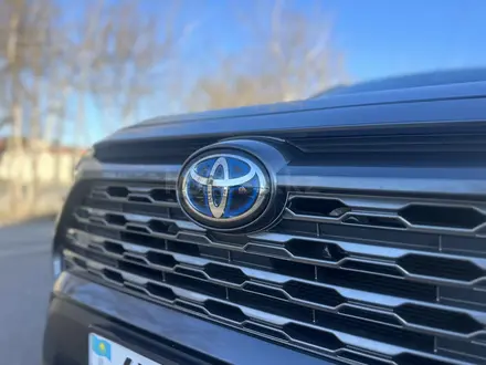 Toyota RAV4 2022 года за 18 300 000 тг. в Караганда – фото 24