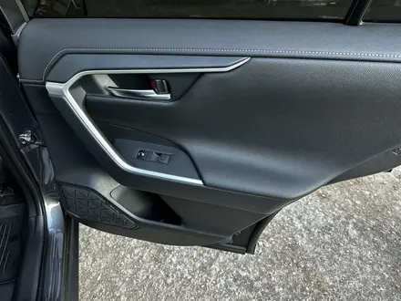 Toyota RAV4 2022 года за 18 300 000 тг. в Караганда – фото 39