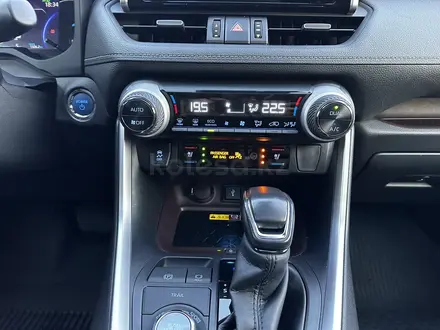 Toyota RAV4 2022 года за 18 300 000 тг. в Караганда – фото 45