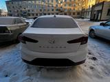 Hyundai Elantra 2019 годаfor9 300 000 тг. в Костанай – фото 4