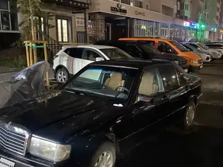 Mercedes-Benz 190