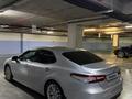Toyota Camry 2019 года за 14 000 000 тг. в Астана – фото 3