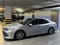 Toyota Camry 2019 года за 14 000 000 тг. в Астана – фото 2