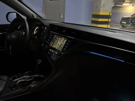 Toyota Camry 2019 года за 14 000 000 тг. в Астана – фото 14