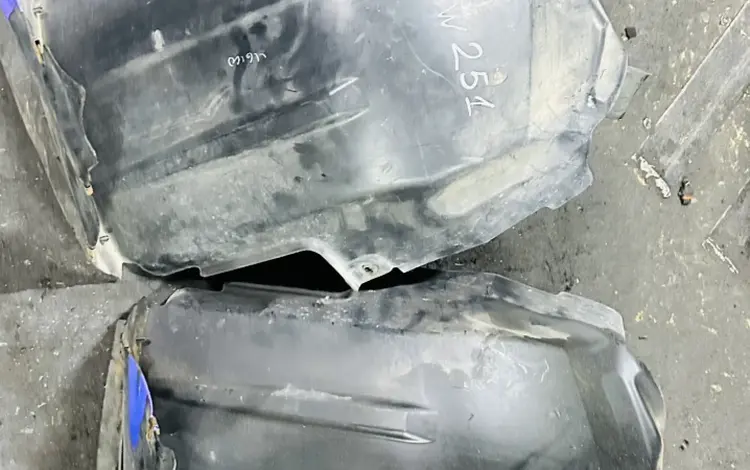 W251 R350 Локер подкрылок за 40 000 тг. в Алматы
