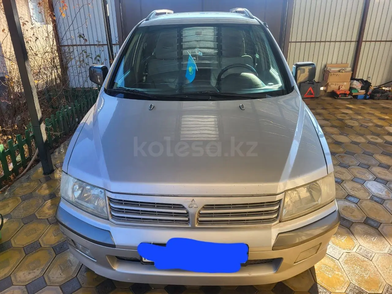 Mitsubishi Space Wagon, 2002