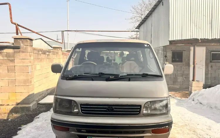 Toyota Hiace 1996 годаүшін2 350 000 тг. в Алматы