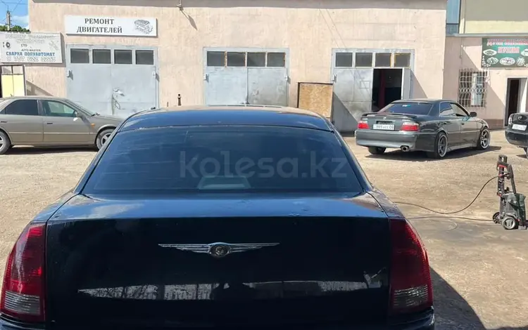 Chrysler 300C 2005 года за 2 100 000 тг. в Тараз