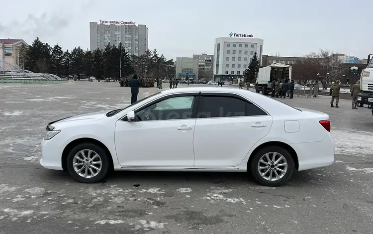 Toyota Camry 2013 года за 9 200 000 тг. в Семей