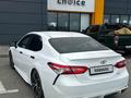 Toyota Camry 2020 года за 12 500 000 тг. в Атырау – фото 3
