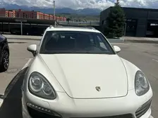 Porsche Cayenne, 2011