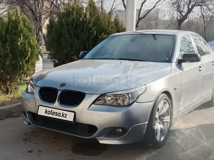 BMW 530 2003 года за 5 890 000 тг. в Алматы – фото 31