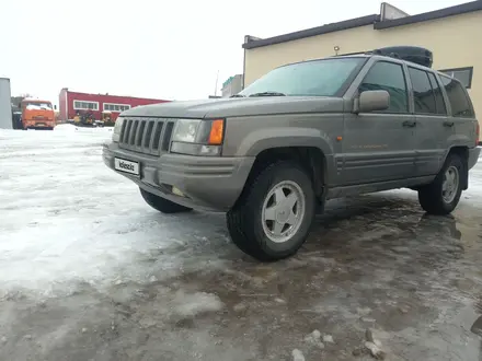 Jeep Grand Cherokee 1998 года за 4 200 000 тг. в Актобе – фото 4