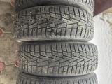 215/60 R16 зимние шины. Roadstone корейские в хор состояни. за 60 000 тг. в Алматы